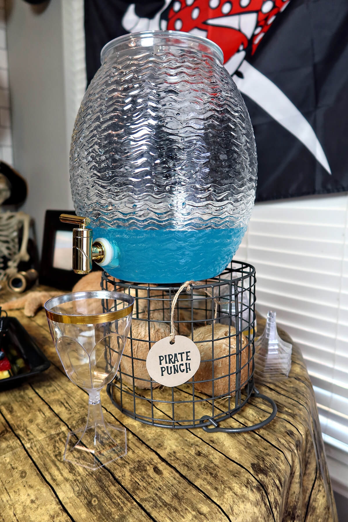 pirate punch - drinks for a kids pirate party